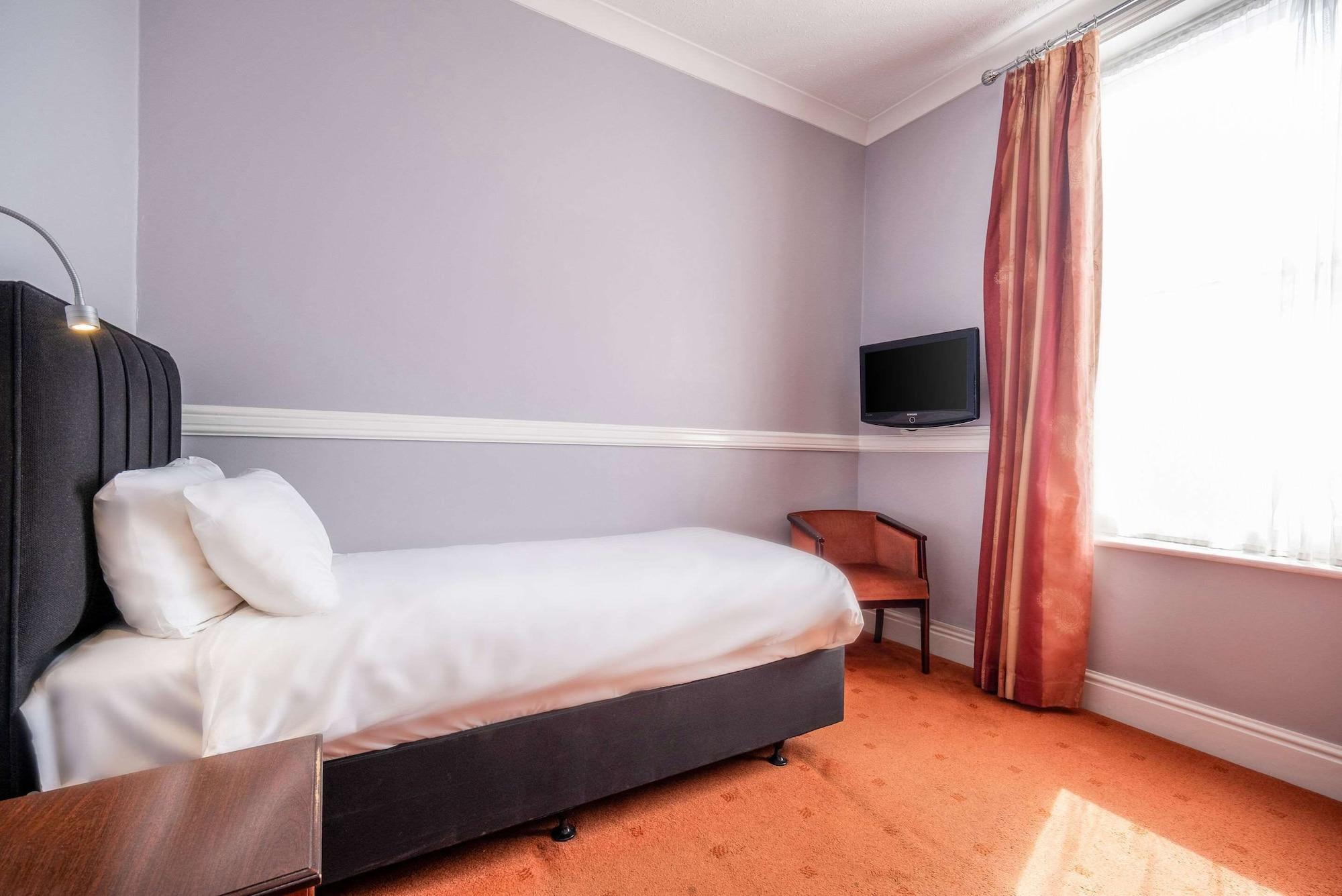 San Clu Hotel, Bar & Brasserie Ramsgate Bagian luar foto