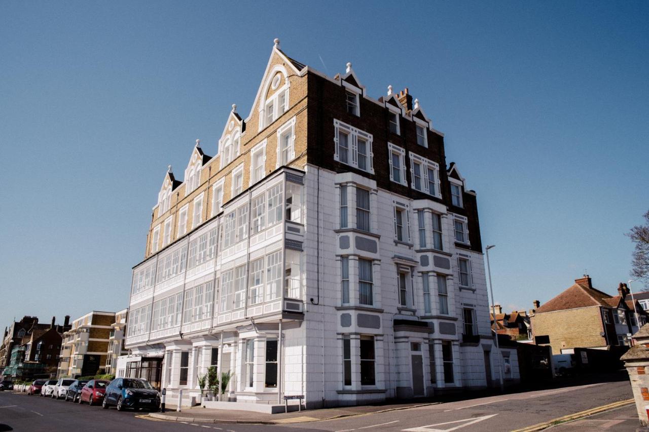 San Clu Hotel, Bar & Brasserie Ramsgate Bagian luar foto