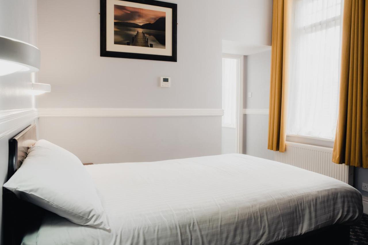 San Clu Hotel, Bar & Brasserie Ramsgate Bagian luar foto