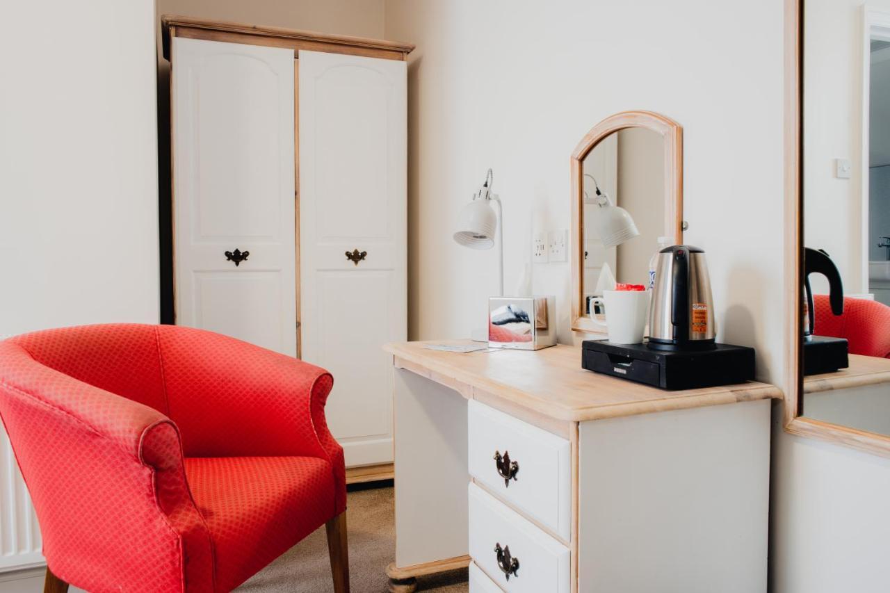 San Clu Hotel, Bar & Brasserie Ramsgate Bagian luar foto