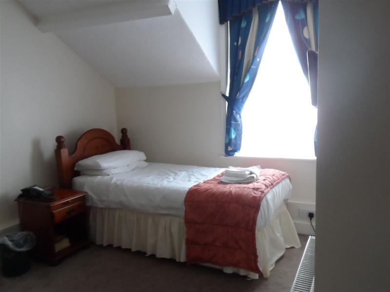 San Clu Hotel, Bar & Brasserie Ramsgate Bagian luar foto